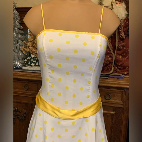 Vintage 90s B. Darlin Yellow Polka Dot Sundress 5/6 - Picture 4 of 7